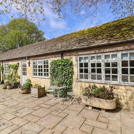 バートン・オン・ザ・ウォーター Foxhill Farm Barnヴィラ エクステリア 写真