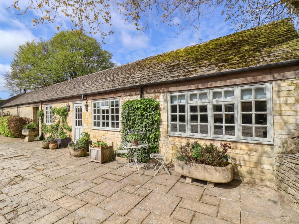 バートン・オン・ザ・ウォーター Foxhill Farm Barnヴィラ エクステリア 写真