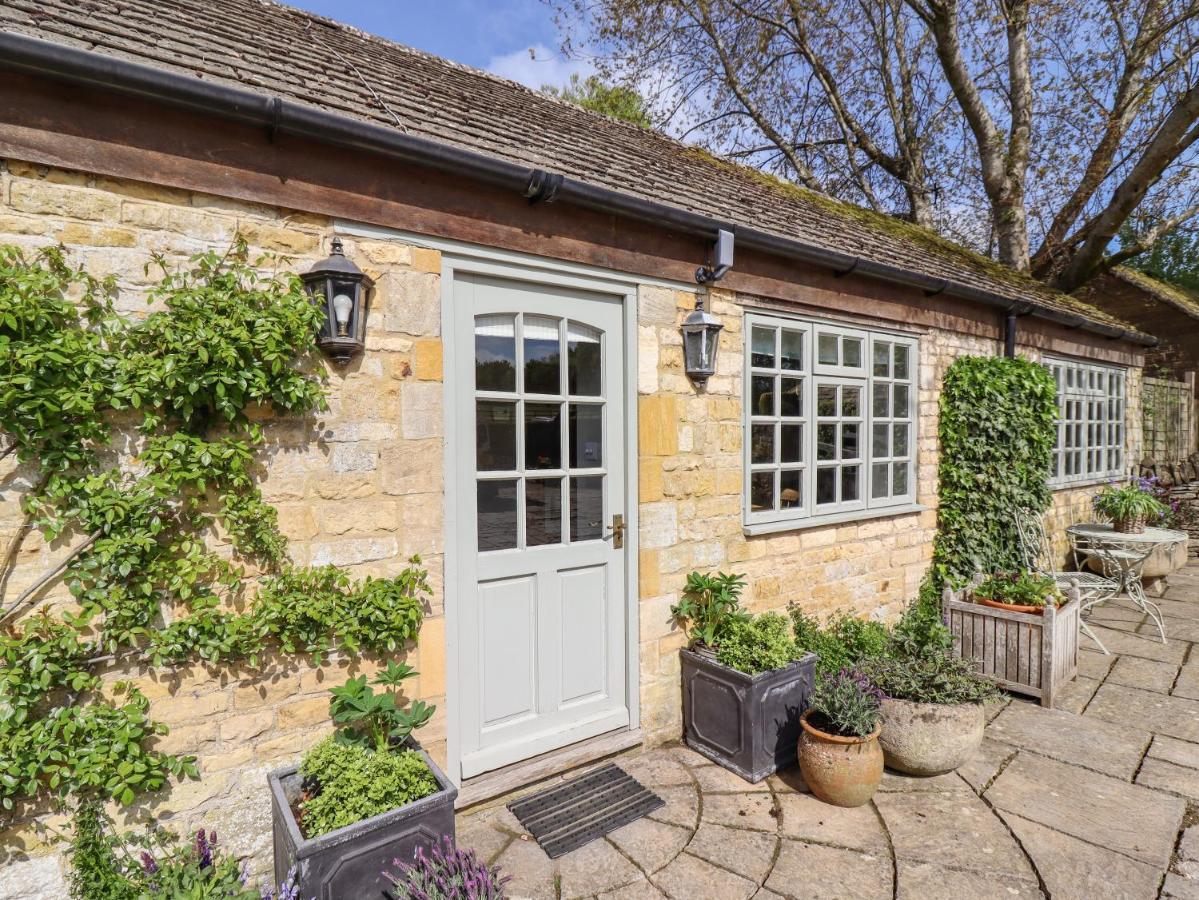 バートン・オン・ザ・ウォーター Foxhill Farm Barnヴィラ エクステリア 写真