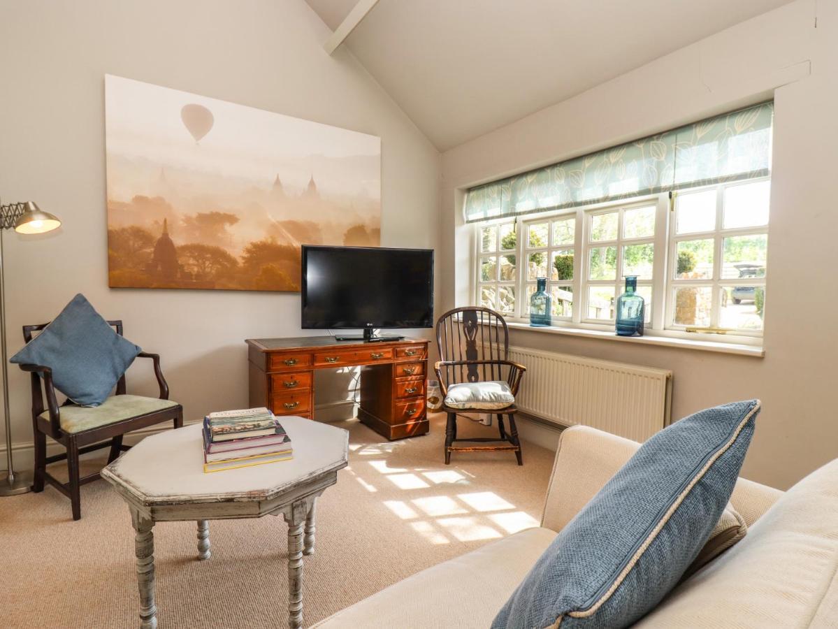 バートン・オン・ザ・ウォーター Foxhill Farm Barnヴィラ エクステリア 写真